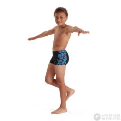 Speedo Digi Allover Panel Aquashort Boy Black/Red/Neon Absinthe/Lapis Blue/Blue Flame 11 Speedo Digi Allover Panel Aquashort Boy Black/Red/Neon Absinthe/Lapis Blue/Blue Flame -Swimming Equipment Store speedo digi allover panel aquashort boy black red neon absinthe lapis blue blue flame original 2