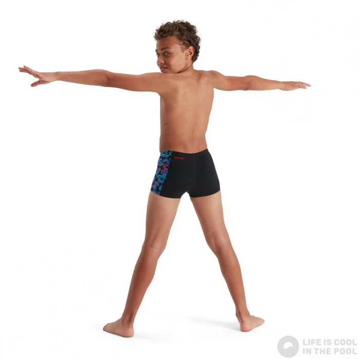 Speedo Digi Allover Panel Aquashort Boy Black/Red/Neon Absinthe/Lapis Blue/Blue Flame 6 Speedo Digi Allover Panel Aquashort Boy Black/Red/Neon Absinthe/Lapis Blue/Blue Flame - Image 4