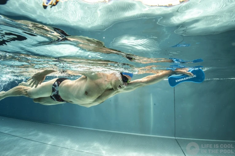 Swimaholic Pull Buoy 5 Swimaholic Pull Buoy - Image 3